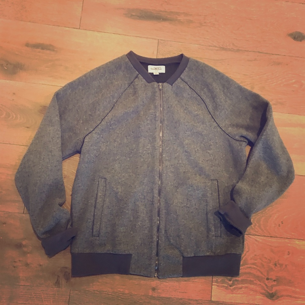 Grey bomber